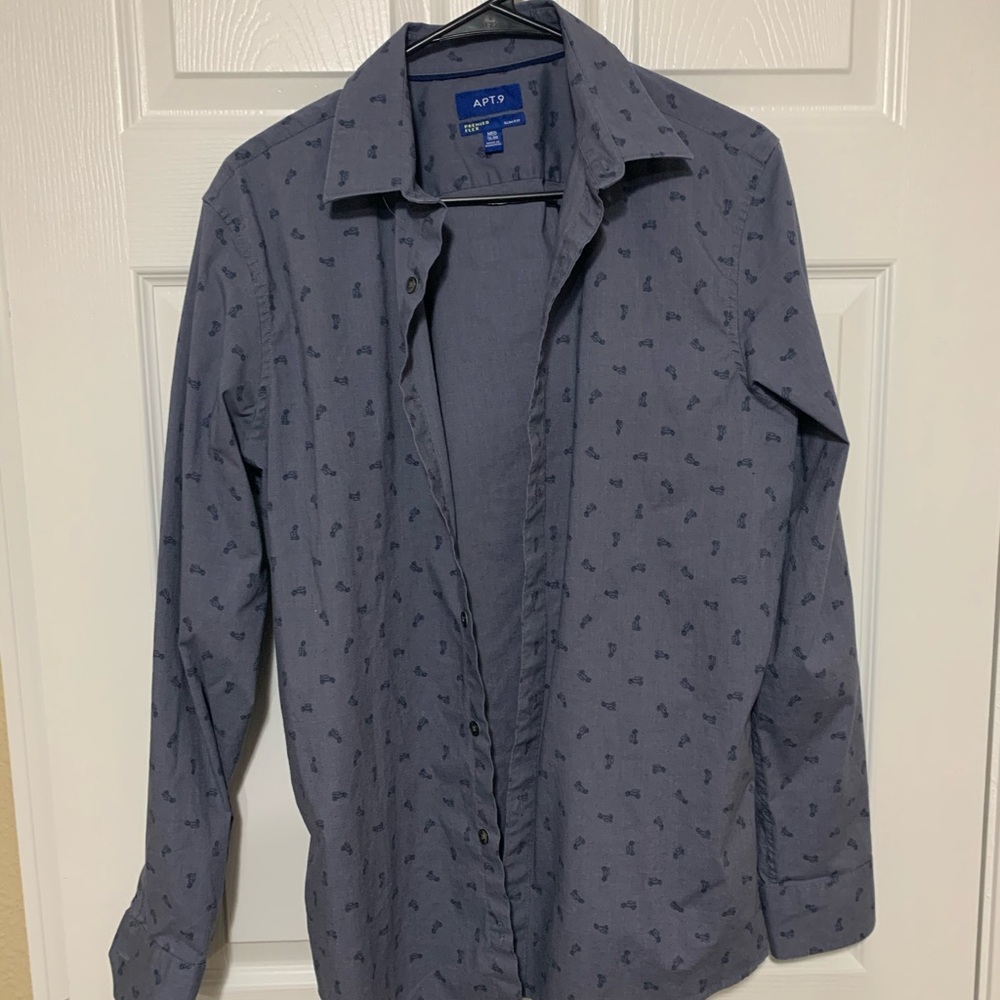 Men’s Long Sleeve button down, Medium